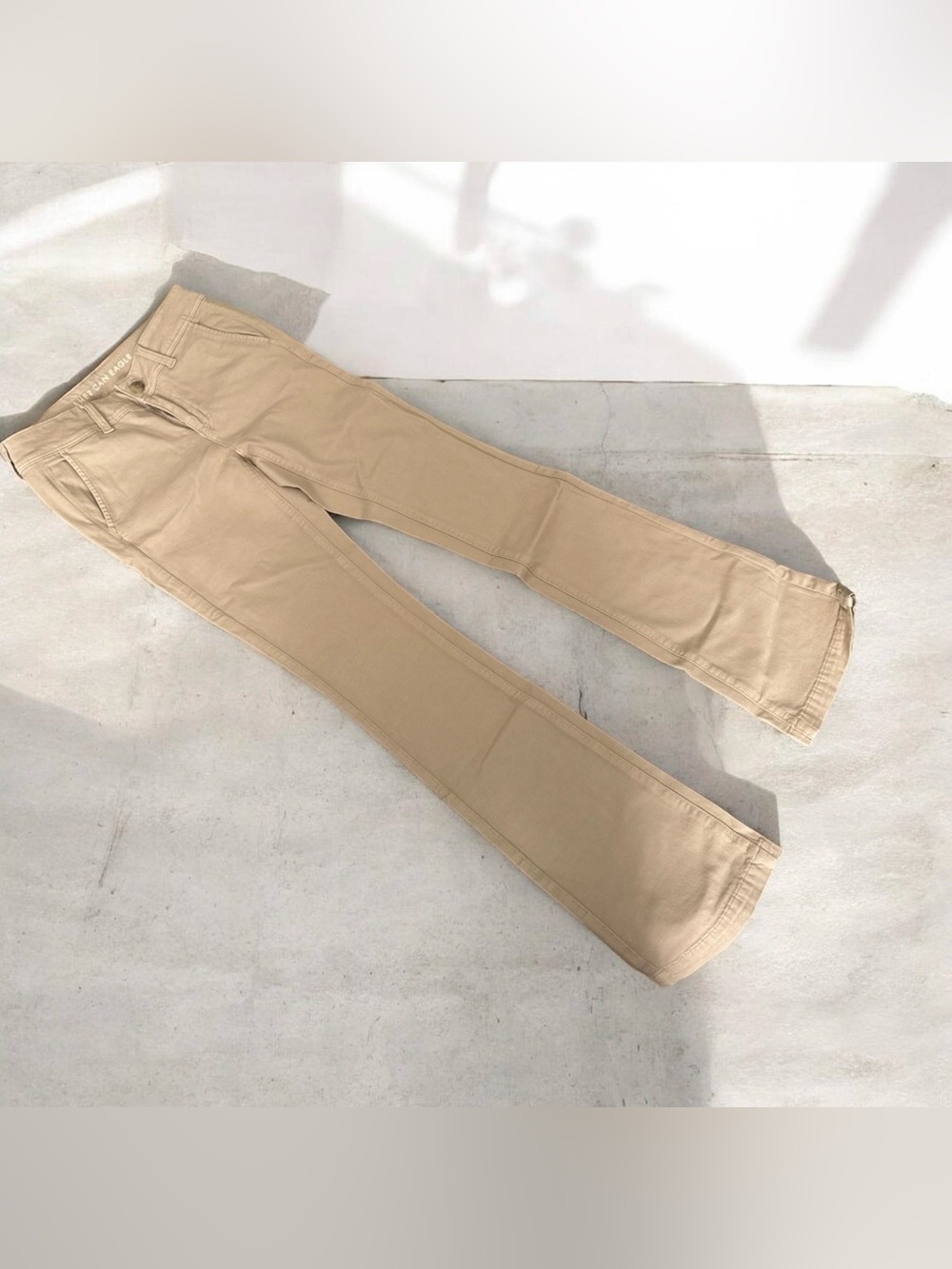 American Eagle Outfitters Women’s  Chino Pants in Khaki Tan